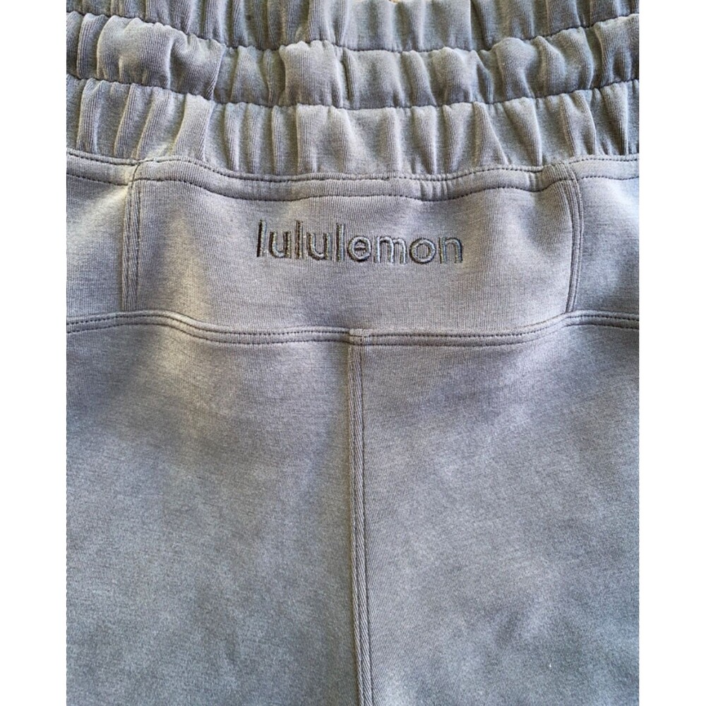 lululemon soft ambitions grey shorts size 6 - Picture 4 of 10